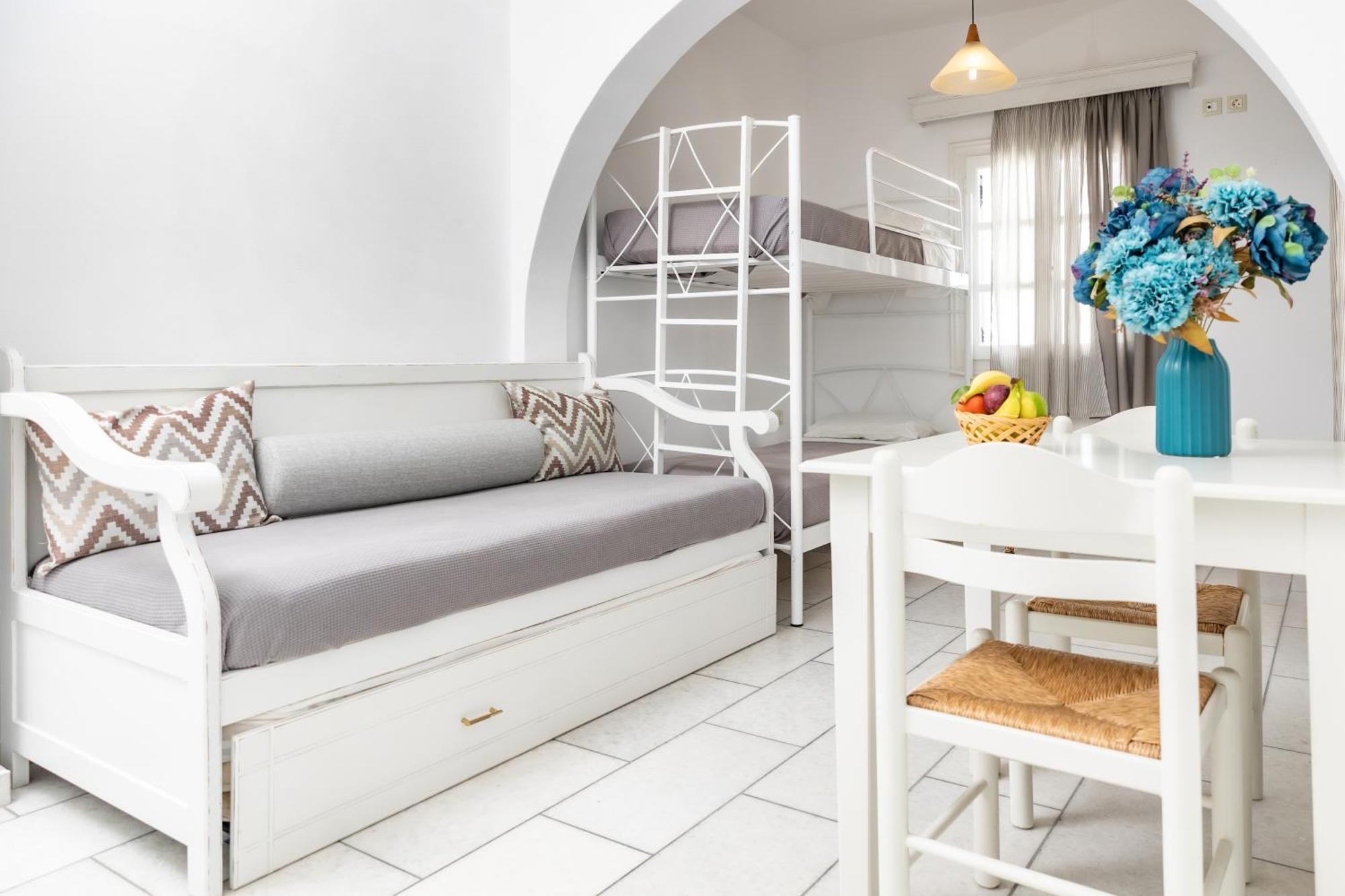 Naxos City Depis Studios & Apartments מראה חיצוני תמונה