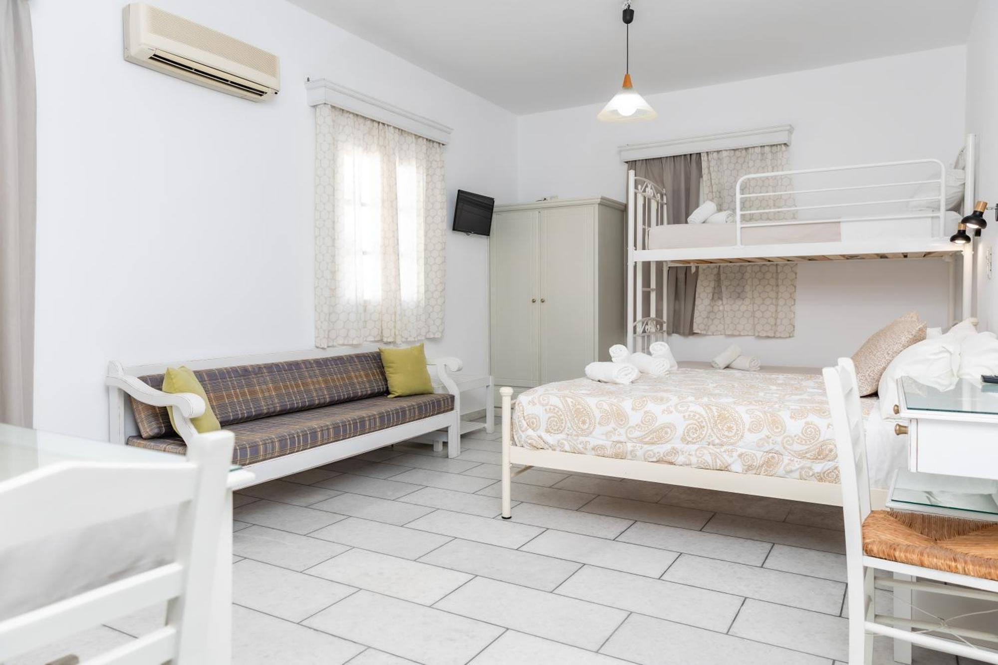 Naxos City Depis Studios & Apartments מראה חיצוני תמונה
