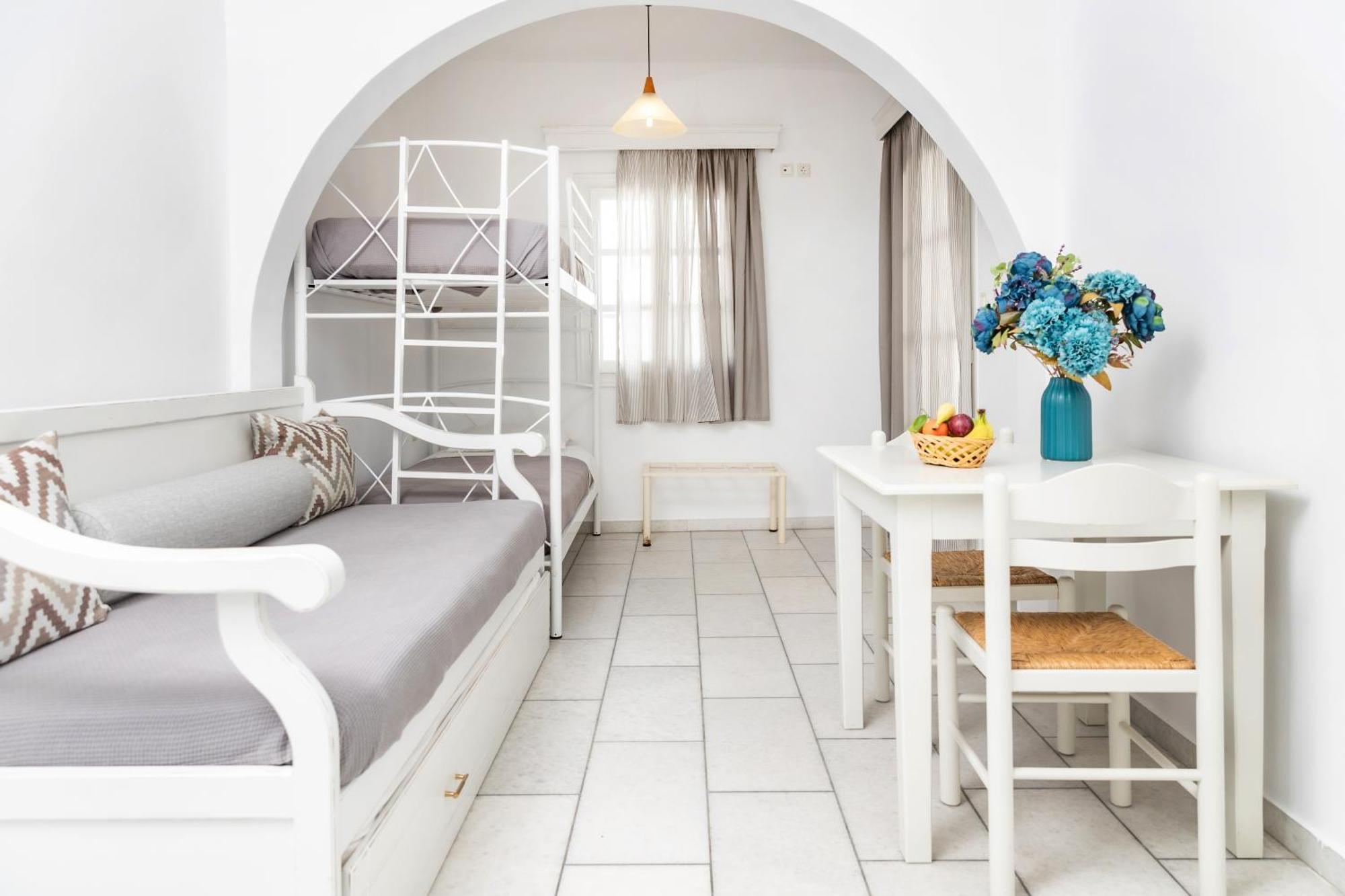 Naxos City Depis Studios & Apartments מראה חיצוני תמונה