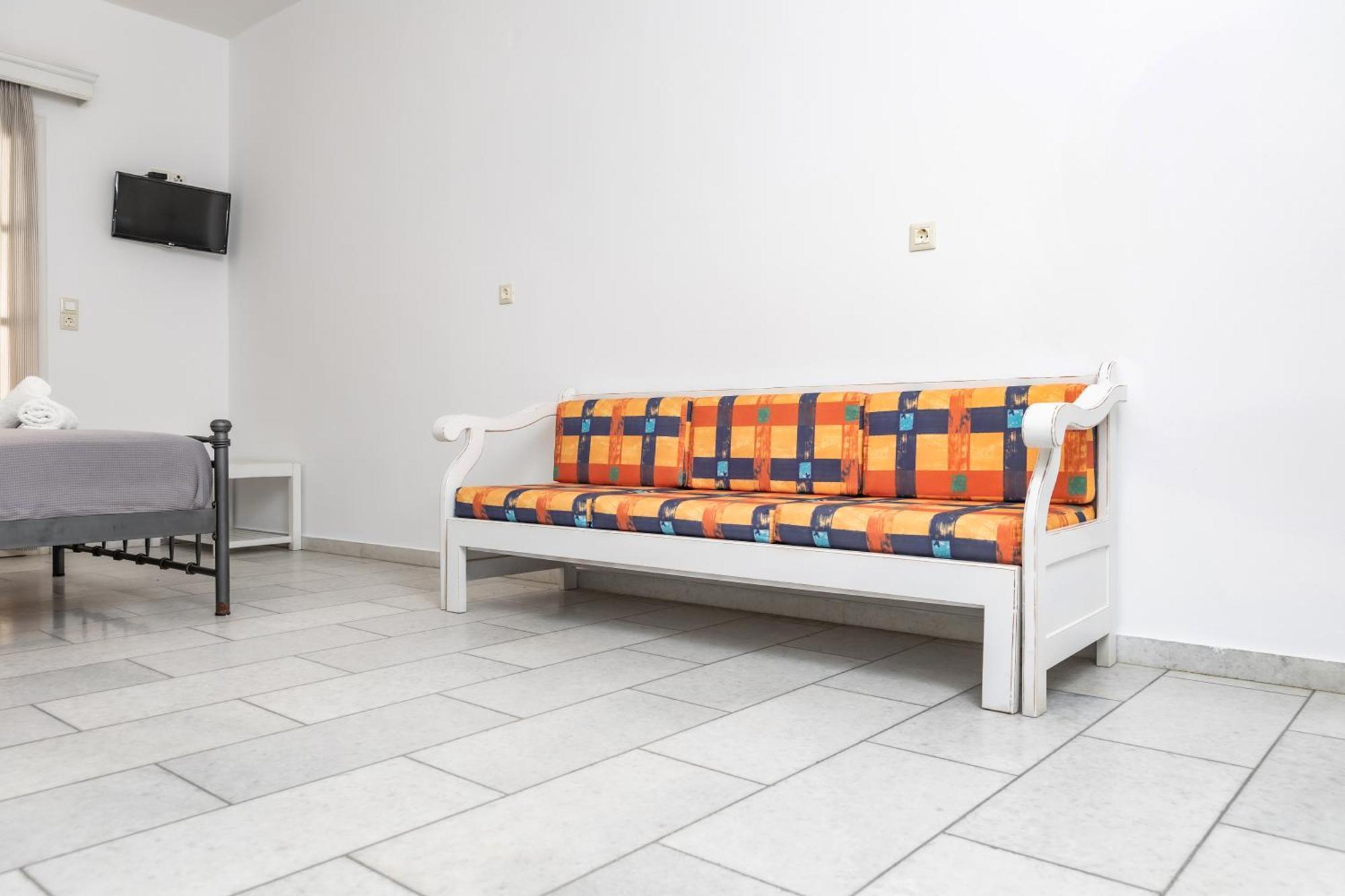 Naxos City Depis Studios & Apartments מראה חיצוני תמונה